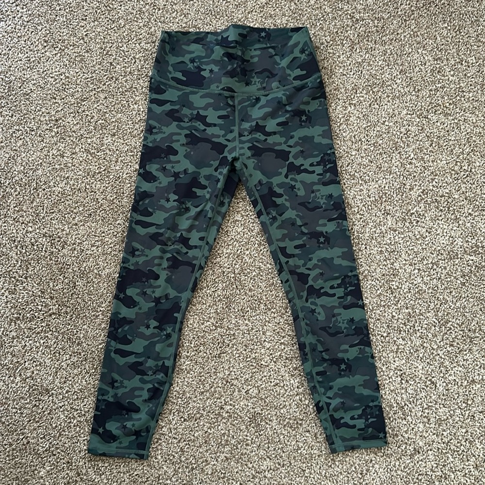 Fabletics Powerhold Leggings - Women’s Size M